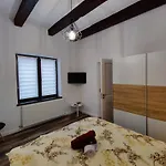 Apartament New *