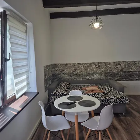 Апартаменти New *